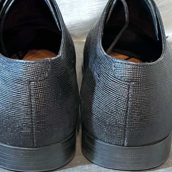 Georgio Armani Men\'s Black Textured Leather Lace-Up Oxford Dress Shoes. Size 7.5 main image 10
